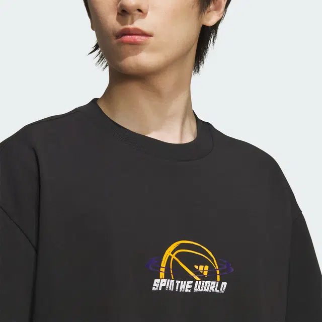adidas BASKETBALL SS25 GRAPHIC T