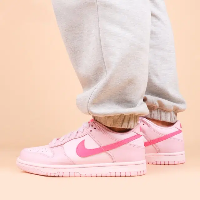 Nike Dunk Low Triple Pink GS