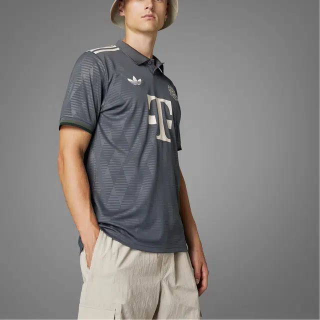 adidas originals FC Bayern adidas x Originals logo