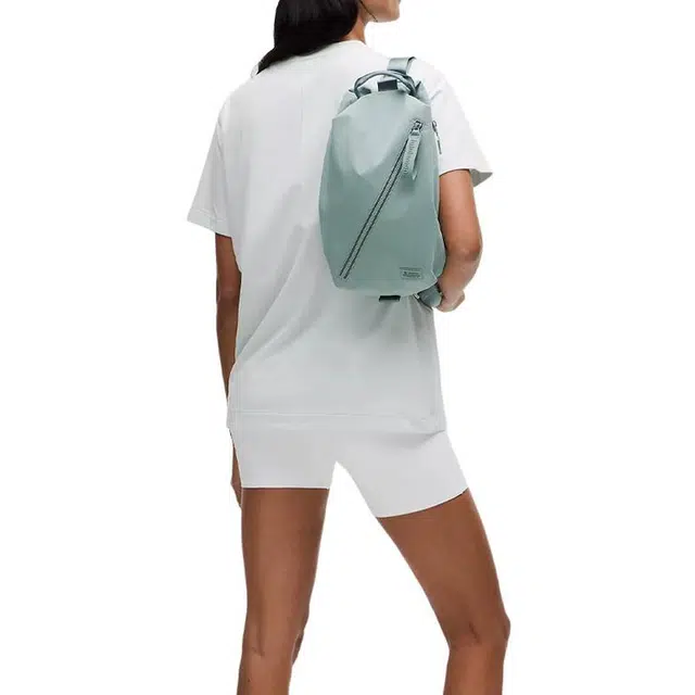 lululemon 9L Fast Track 2.0
