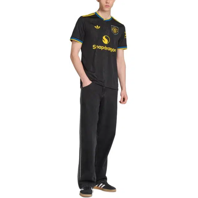 adidas originals Manchester United 2526