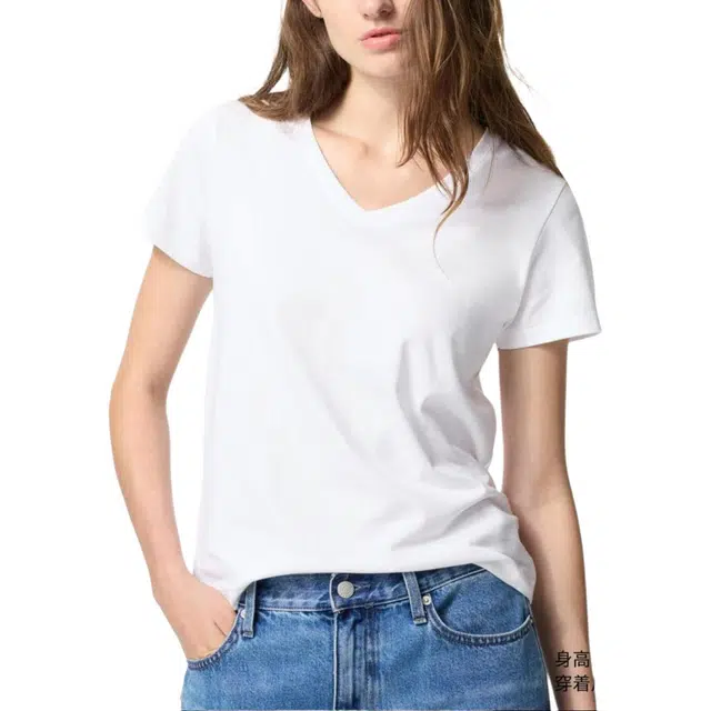 UNIQLO V T