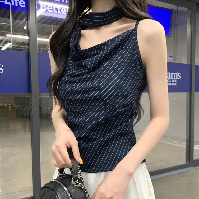 缪斯的诱惑 设计感斜肩荡领挂脖飘带女夏季气质时尚修身短款上衣吊带 女款