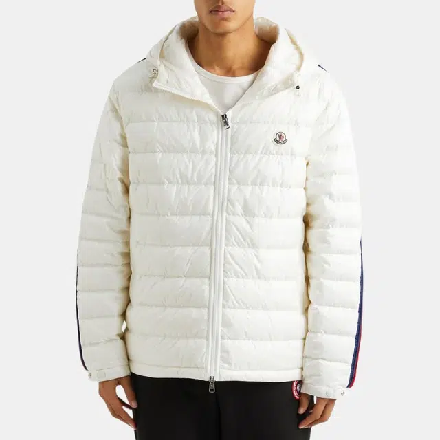 Moncler SS23 Logo