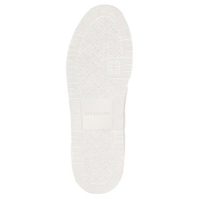 GIVENCHY G4