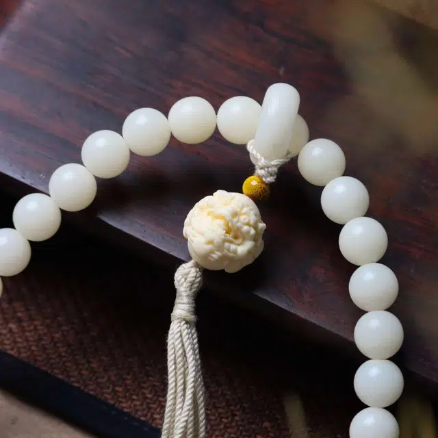 爵倾 圆珠搭配跑环、象牙果抱球貔貅#好运 白玉菩提 珠串 男女同款情侣款