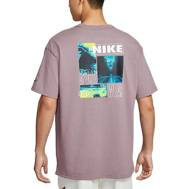 Nike Sportswear Premium Essentials T