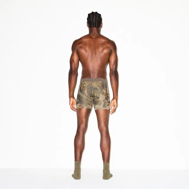 SKIMS FW25 MENS REALTREE 5" BOXER BRIEF