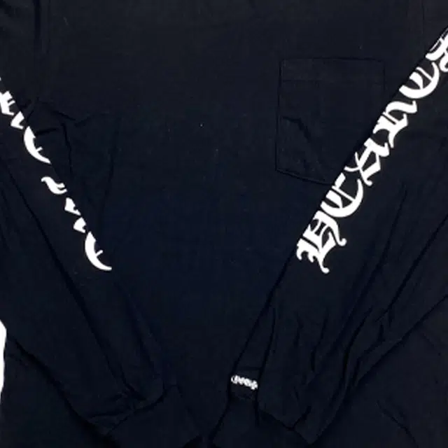 Chrome Hearts T