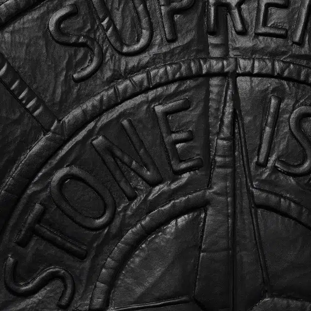 Supreme Week 13 x STONE ISLAND FW20 Hand-Painted Hooded Shearling Jacket