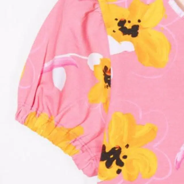MARNI T