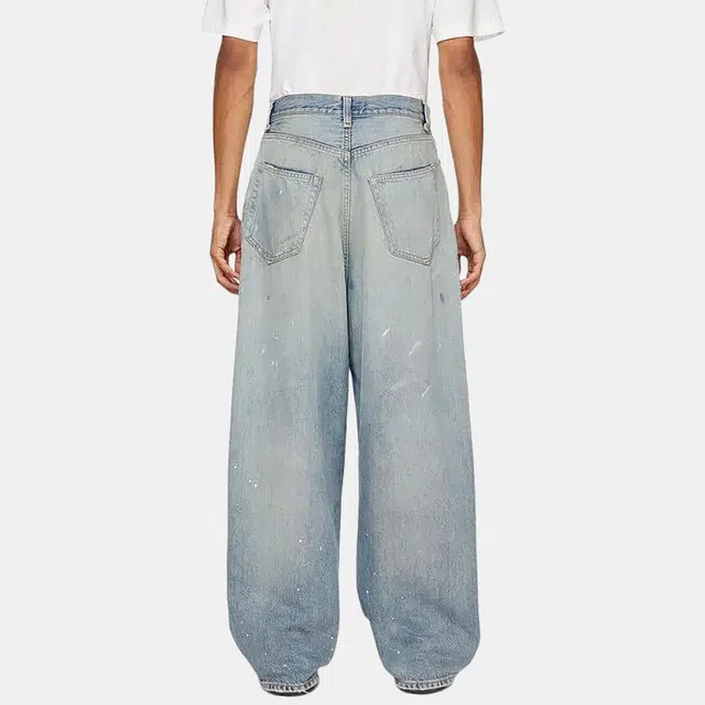 THE SALVAGES FASHION CLUB