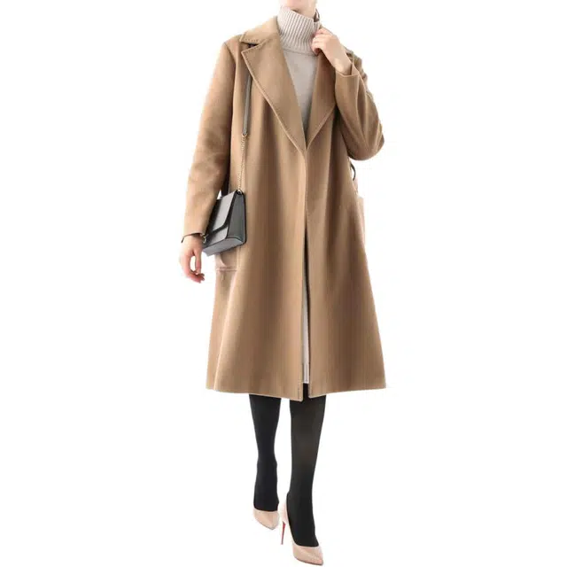 WEEKEND MaxMara Assuan