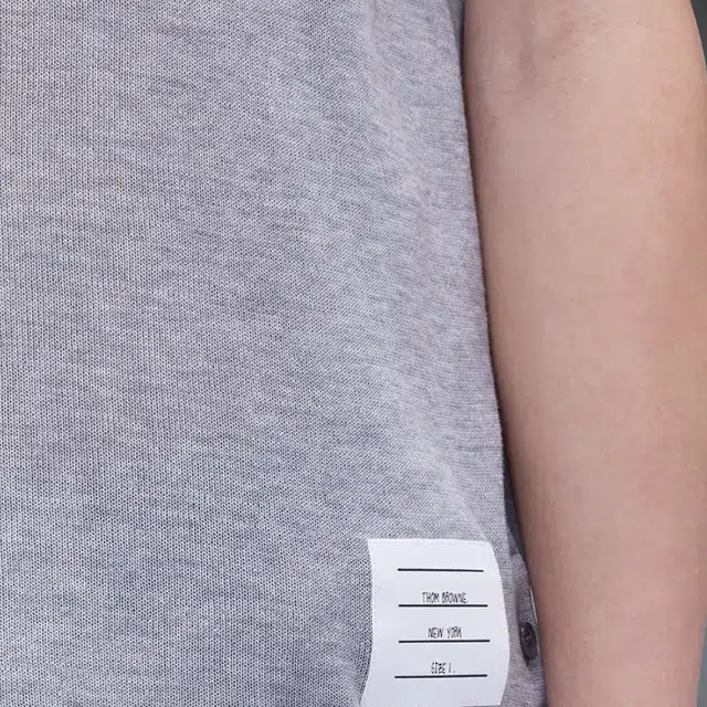 THOM BROWNE T