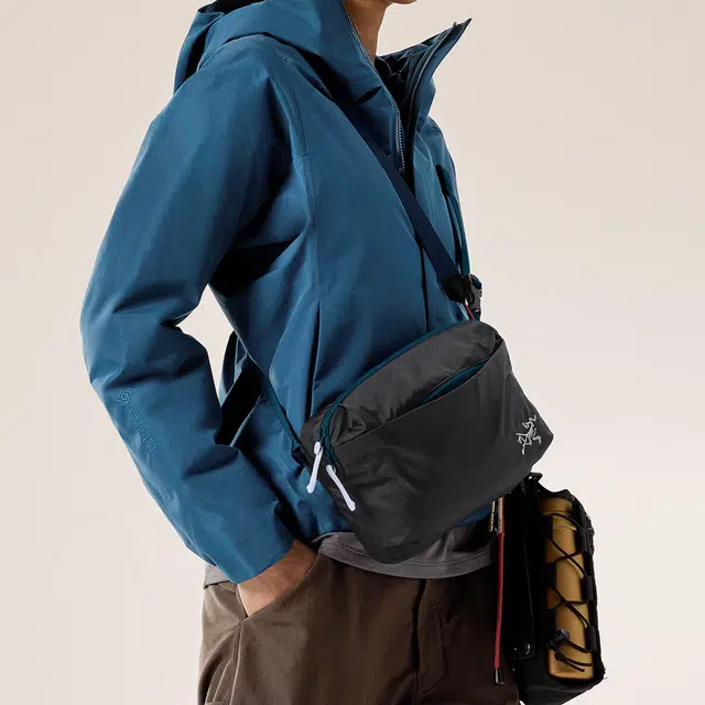 Arcteryx Heliad Nylon Shoulder Bag Black