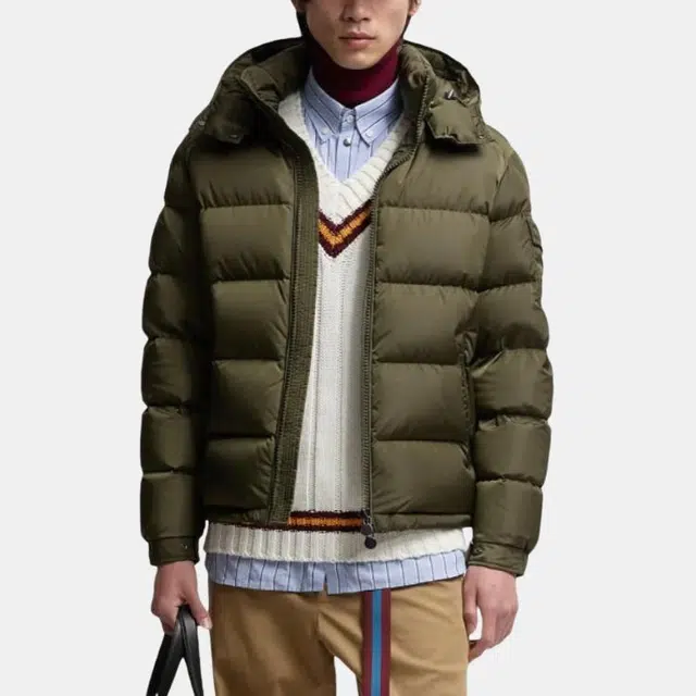 Moncler FW25 logo