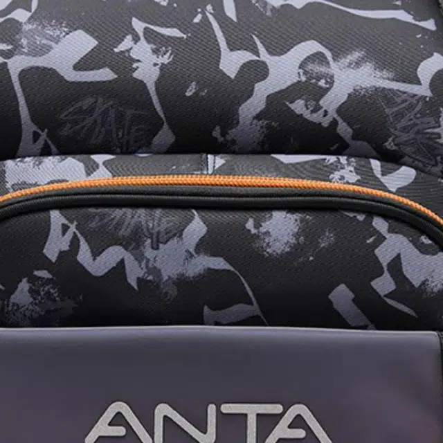 安踏儿童 运动休闲拉链开合可调节肩带 织物 书包背包双肩包 常规 儿童款 迷彩黑