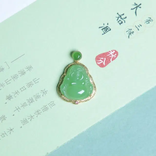 匠心琢玉 金镶苹果绿笑佛 新中式 国风新潮 和田玉 吊坠 女款 碧玉