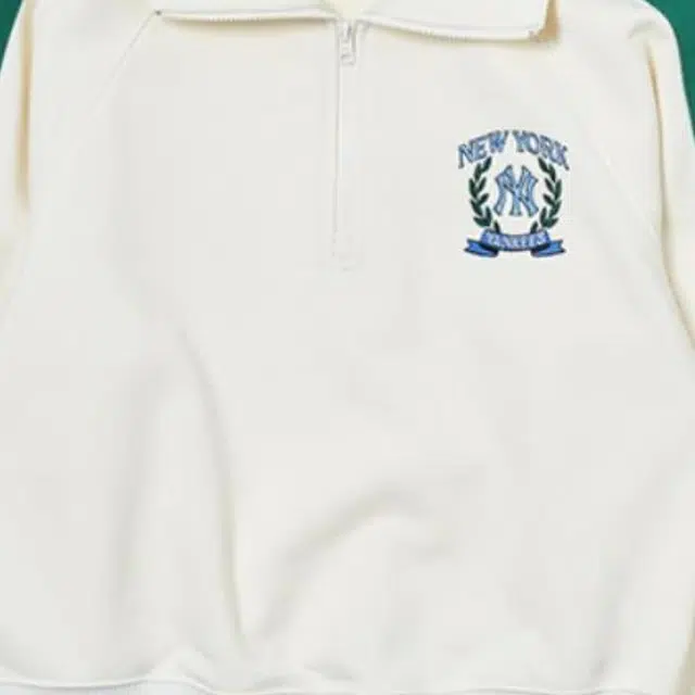 MLB Varsity Sportive New York Yankees Sweatshirts