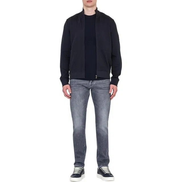 CORNELIANI T