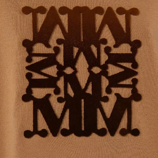 MaxMara Logo