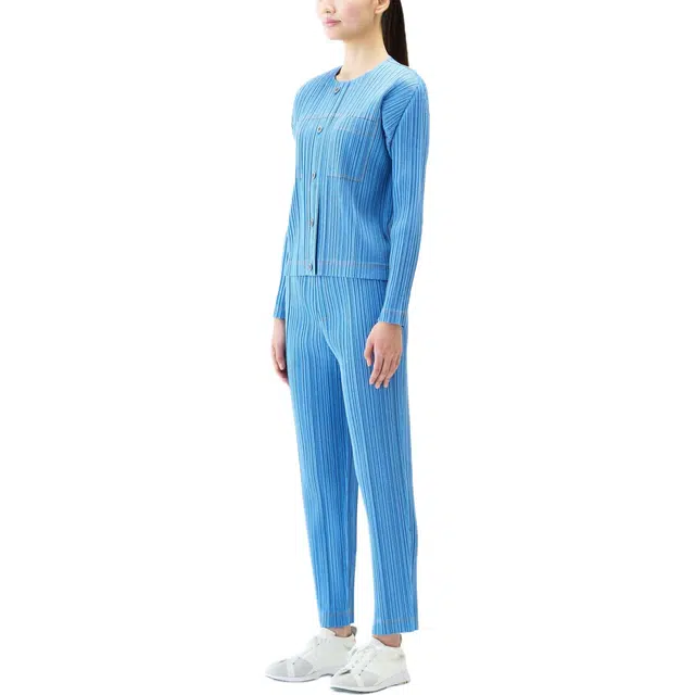 PLEATS PLEASE ISSEY MIYAKE