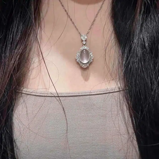识恩 珠宝 法式 气质简约 高级感 精致 爱丽丝梦境 小众设计告白新中式国风大方优雅大气 冰透 玉髓 项链 女款