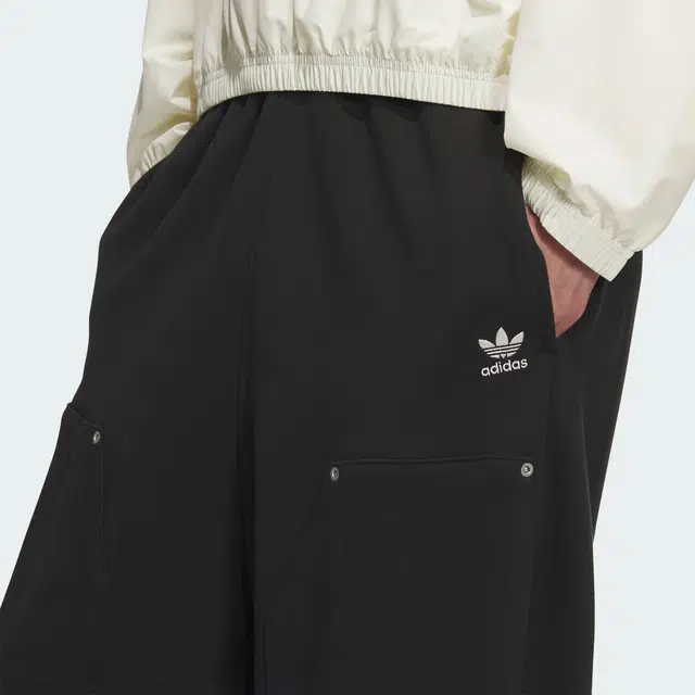 adidas FW25 Team Doubleknee Joggers