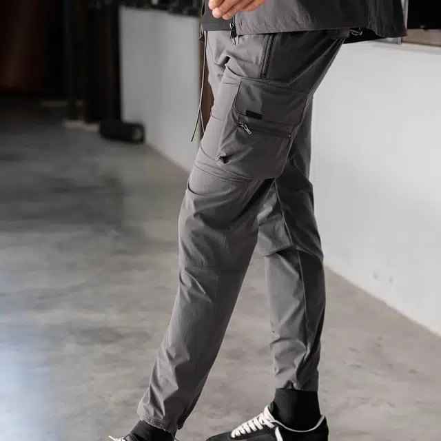 REPRESENT SS21