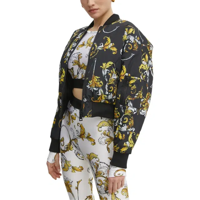 VERSACE