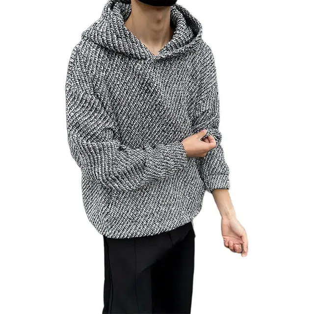 M JEANS STUDIOS 7