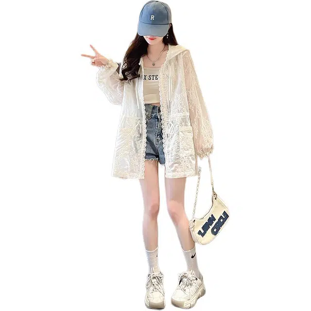 沐晓欣 蕾丝防晒衣新中式重工刺绣夏季抽绳收腰连帽宽松薄截短外套 女款 白色