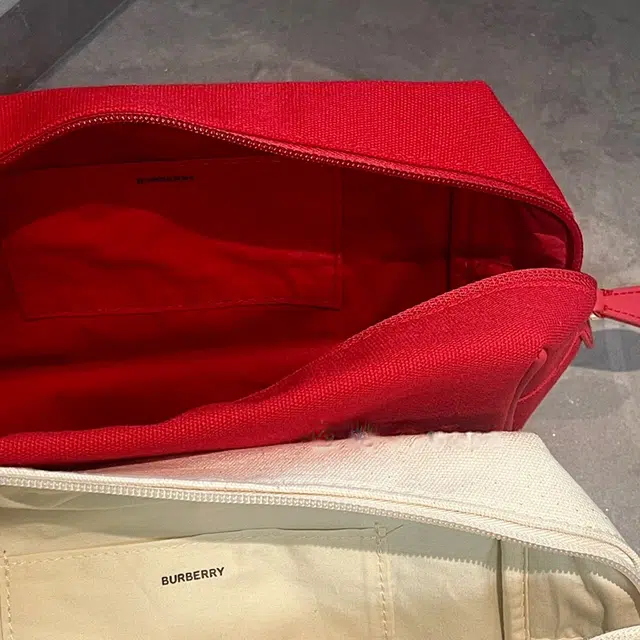 Burberry 20cm*10cm*10.5cm