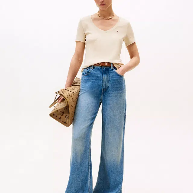Tommy Hilfiger V T
