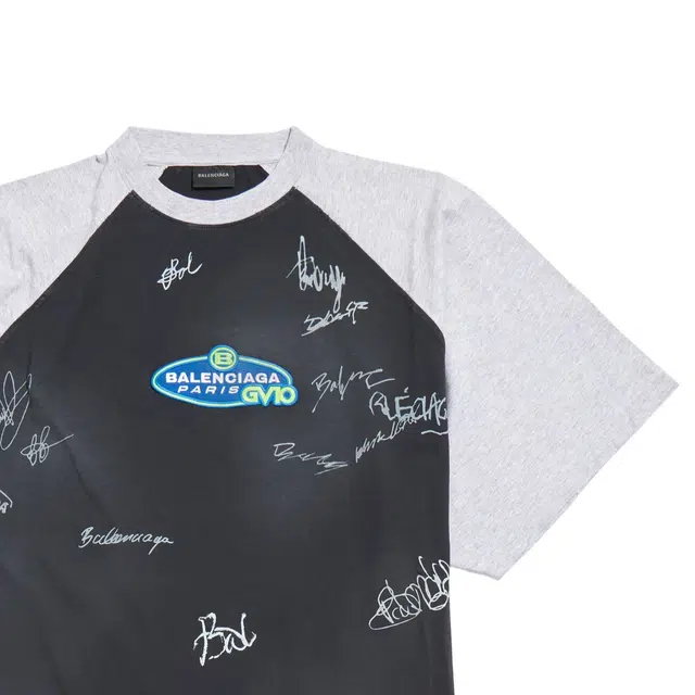 Balenciaga FW25 T