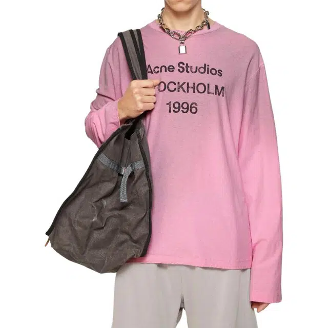 Acne Studios T