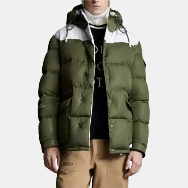 Moncler SS22