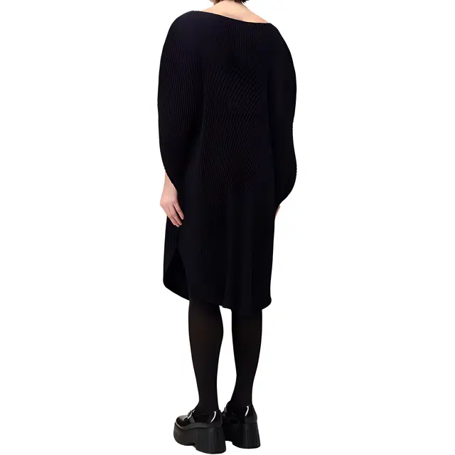 ISSEY MIYAKE FW22