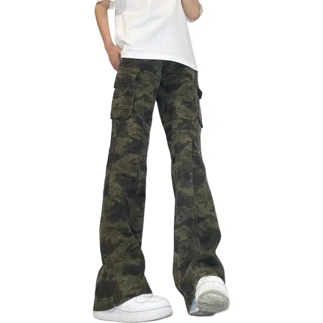 M JEANS STUDIOS 7
