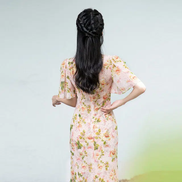 四美子 植物花卉立领中长款喇叭短袖旗袍裙装套装 女款 玫双影
