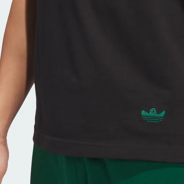 adidas originals ShmoofoilGender Neutral Featherweight Tee T