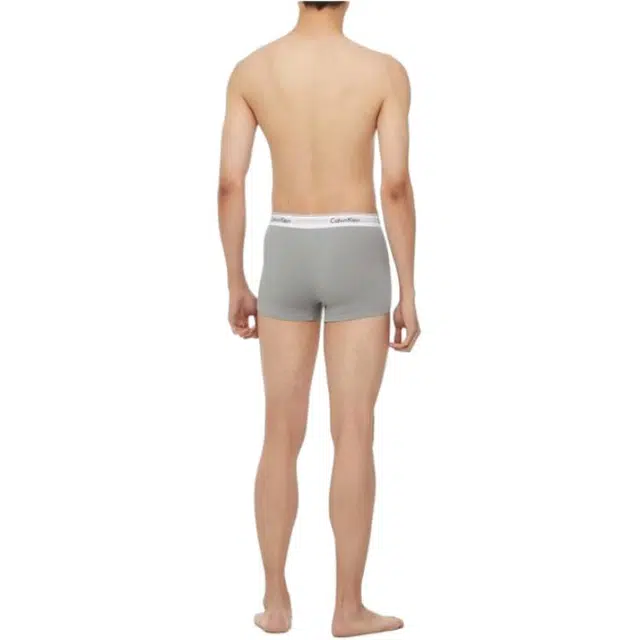 CKCalvin Klein 2