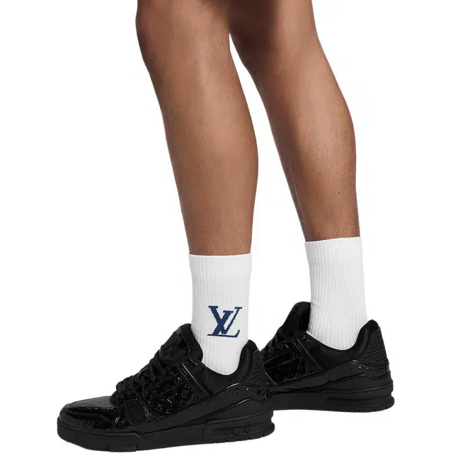 LOUIS VUITTON Logo 1