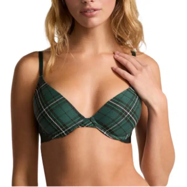 Victoria's Secret PINK WEAR EVERYWHERE Logo