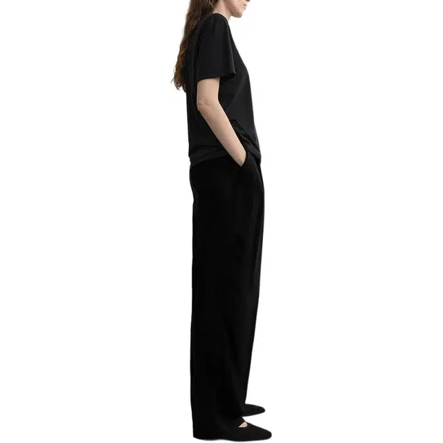 TOTEME T