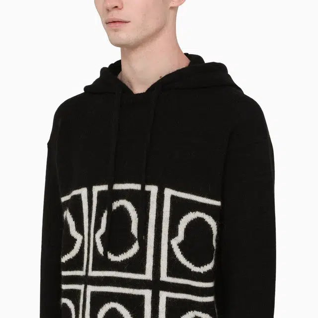Moncler Logo