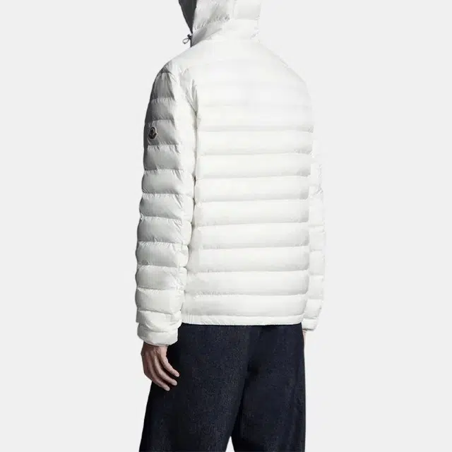 Moncler SS22