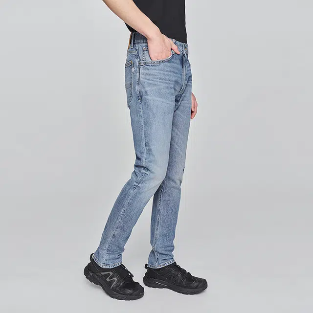 Lee