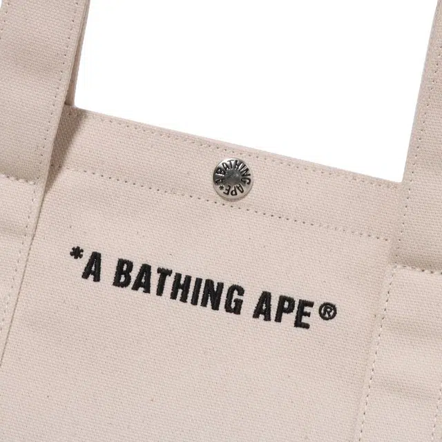 A BATHING APE