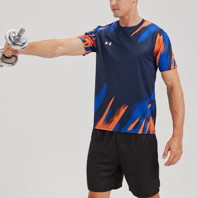 Under Armour T